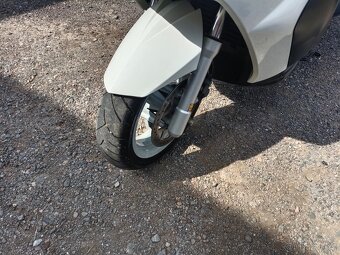 Peugeot satelis 125 cz doklady v ceně - 5