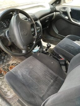 Opel Astra 1,6 - 5