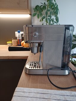 Kávovar pákový i na kapsle značka ECG - 5