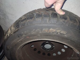 Pneu 195/65R15 dobrý vzorek 2ks - 5