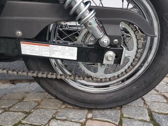 Suzuki Intruder 250 - 5