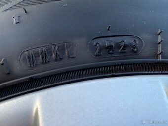 ZIMNÍ ALU SADA 215/60 R16 5x112 KONCERN VW - 5
