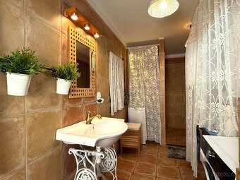 Prodej rodinného domu 150 m², pozemek 377 m² - 5