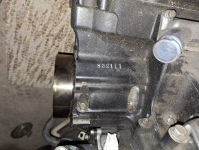 Prodám motor Kawasaki ZX-10R, model 2008-10, typ ZXT00DE - 5