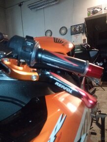 Honda CBR 1OOO RR - 5