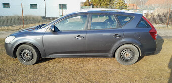 Kia Ceed 1,6 l - 5