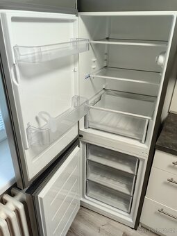 Prodám ledničku indesit - 5