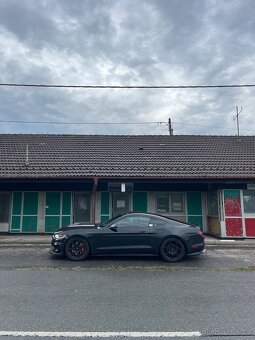 Ford Mustang GT5.0 - 5