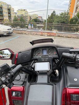 Honda GoldWing SE - 5