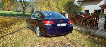 SUBARU LEGACY 2.5i - SPORT - 5