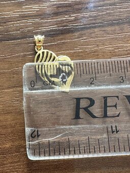 Zlatý přívěsek - 5