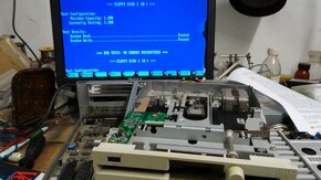 Nabízím funkční 5,25" disketovou mechaniku Teac FD-55GFR - 5