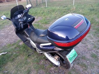 T-max T-max Yamaha kufr, opěrka, úchyt - 5