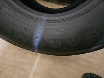 Nákladní pneu 1x 445/65R22,5 vodící Barum BT 43 - 5