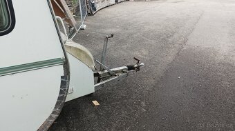 Karavan Tabbert 460 s před stanem - 5