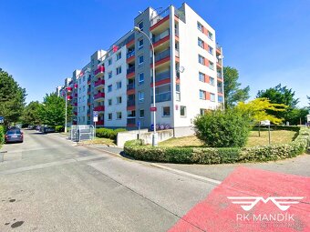 Garážové stání, 10m2 - ul. Kytlická 780, Praha - Prosek - 5