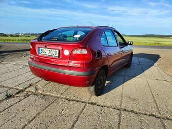 Renault Megane 1.4 70kw - 5