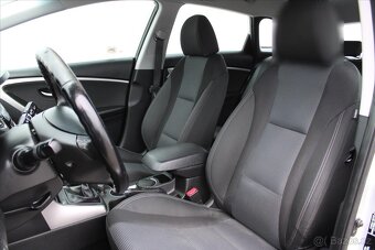 Hyundai i30 1.6i 88kW 56.000KM 1.MAJ. ČR (2016) - 5