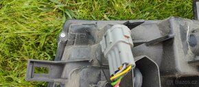 Nissan Navara D40 Pathfinder R51 - Prave svetlo lampa XENON - 5