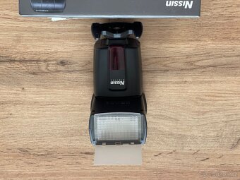 Externí blesk pro Nikon Nissin Di600 - 5