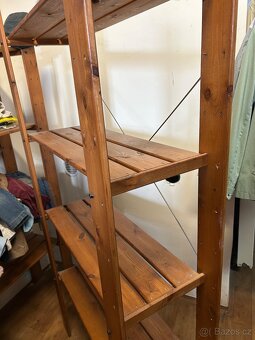 Dřevěný regál - 5