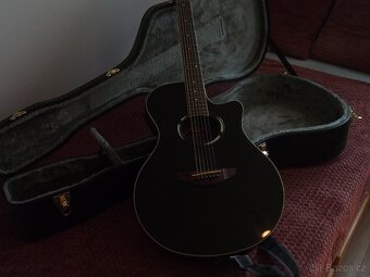 Prodám kytaru Yamaha APX 500 BL - 5