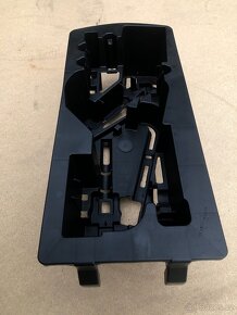 Plato do kufru toyota AYGO 2016 - 5