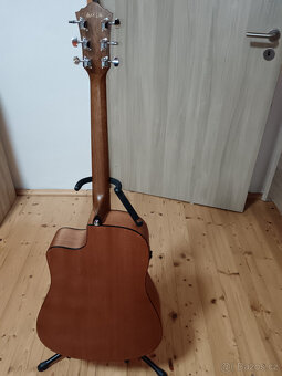 Prodám novou elektroakustickou kytaru zn. Ibanez - 5
