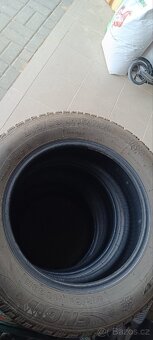 Zimní pneu říjen 215/60/16 - 5