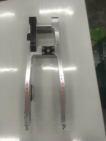 Ktm SX 50 prodloužená kyvná vidlice - 5