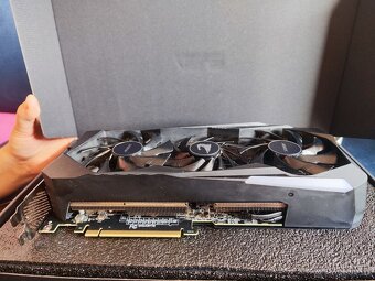 Gigabyte Aorus GeForce RTX 3070 Master 8 GB - 5