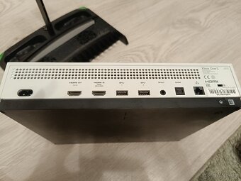 X BOX ONE S + hry + stojan - 5