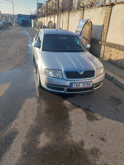 Škoda superb 2.0Tdi FACELIFT 6rychlostí - 5