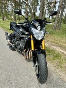 Yamaha FZ8N - 5