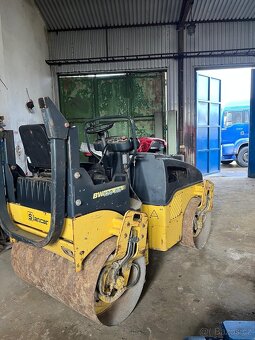 Tandemový válec Bomag 120 - 5