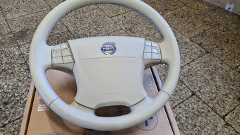 Volant kožený Volvo V70 / XC70 / S80 - 5