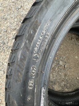 Pirelli 225/45/18 - 5