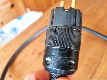 Napájecí kabel Sroll Purity Power Cable 1,5m PC asi 8000Kč - 5