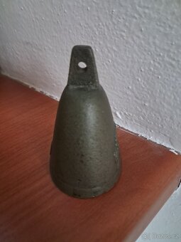 Starý zvonek A Paris - 5