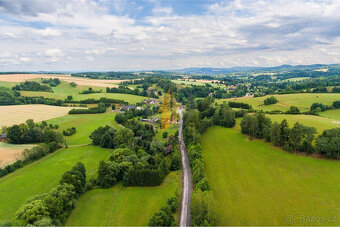 Prodej stavebního pozemku o CP 2510 m2 v oblíbené obci Horní - 5