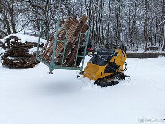 Pásový smykový nakladač - 5