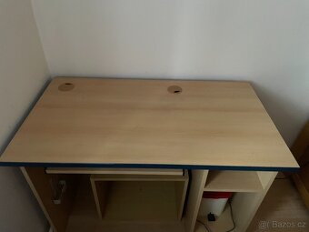 Pracovní stůl - 5