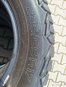 NOKIAN OUTPOST AT 235/65 R17 - 5