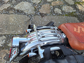 Suzuki Intruder VS 800 GL - 5