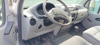 Nissan Interstar - 5