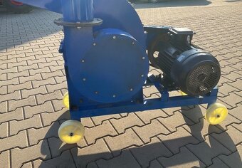 Kladivkový drtič na drcení , s motorem 5,5 KW - 5