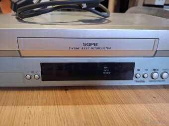 VHS videopřehrávač JVC HR-J681 - 5