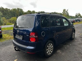 Volkswagen Touran 1,9 TDi 77kW, r.v. 2008, 7 míst - 5
