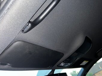 Černá stropnice Škoda Octavia III RS Combi 2015 - 5