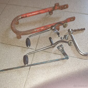 ČŽ 175- 501-502 PRASÁTKO řaící páky+vidlice+háček - 5